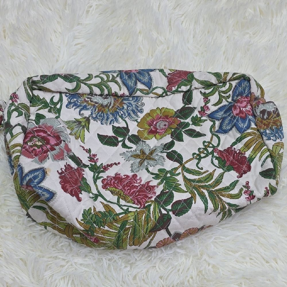 Pottery Barn Elegant Cosmetic Bag in Classic Beige